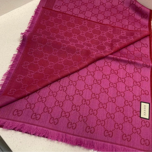 Gucci scarf interlocking GG  wool silk gg wrap Shawl barbie pink - Picture 3 of 7